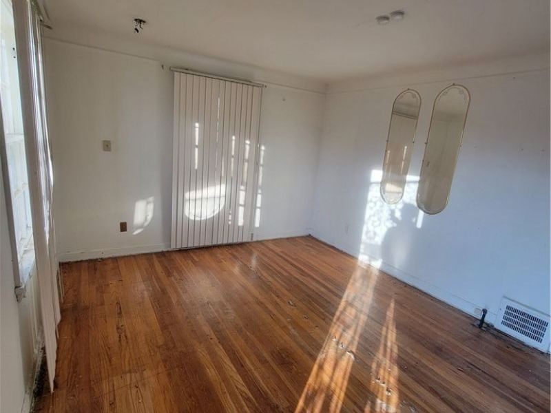 4189 Lee Road, Cleveland, OH 44128 Photo 6