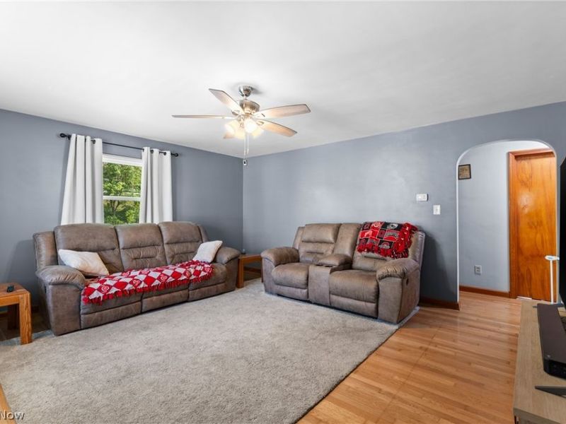 12 Cross Street, Bridgeport, OH 43912 Photo 4