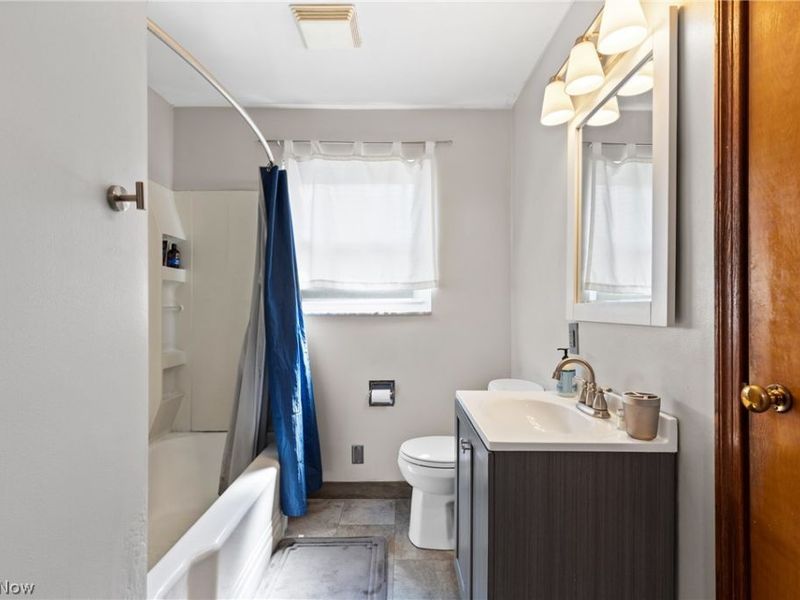 12 Cross Street, Bridgeport, OH 43912 Photo 7