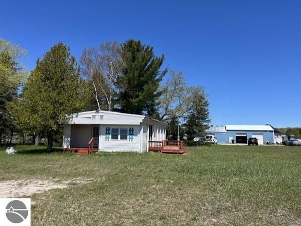 12899 Maple City Road S, Maple City, MI 49644