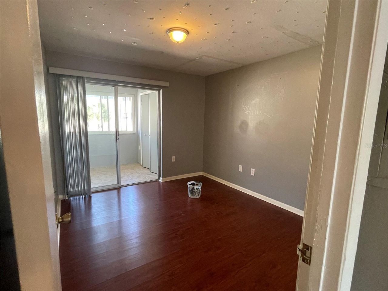208 NE Monroe Circle N, Unit 307, Saint Petersburg, FL 33702 Photo