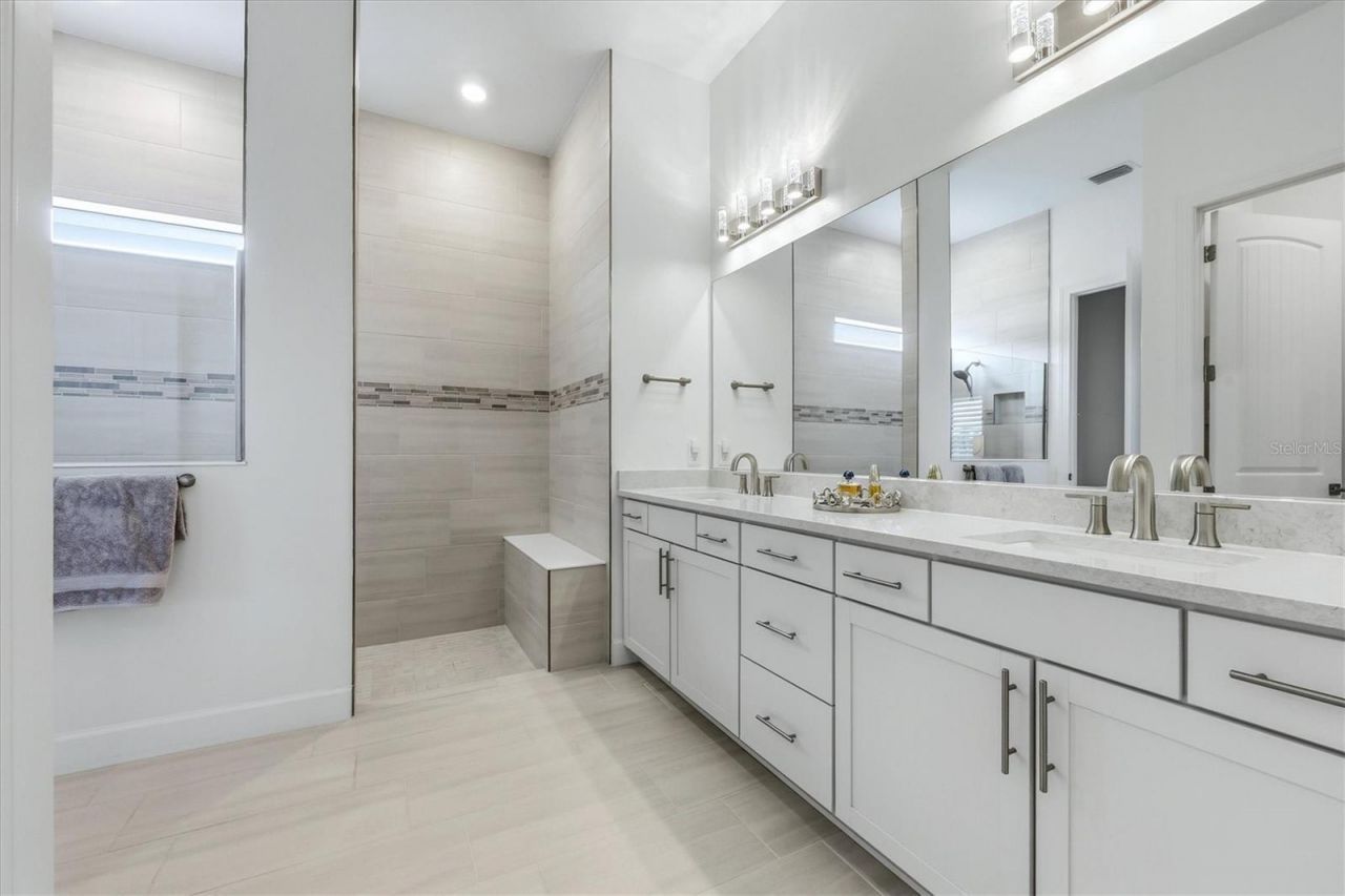 7428 Summerland Cove, Lakewood Ranch, FL 34202 Photo