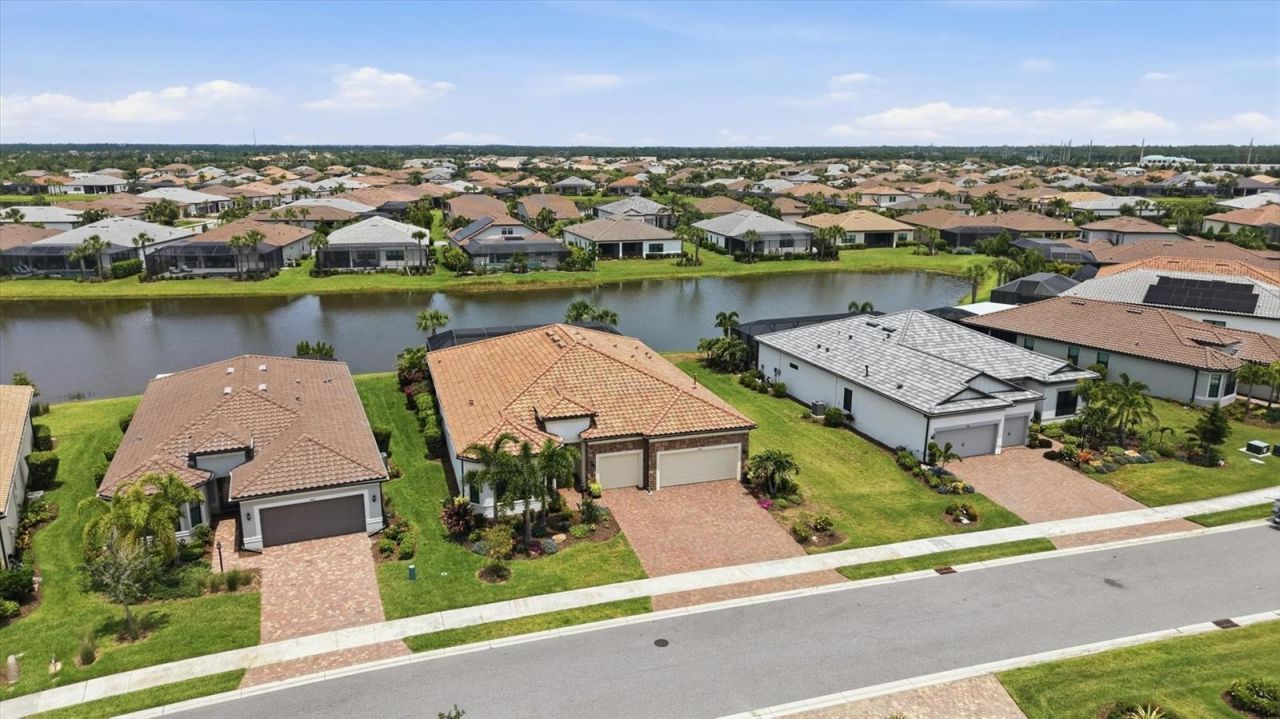 7428 Summerland Cove, Lakewood Ranch, FL 34202 Photo
