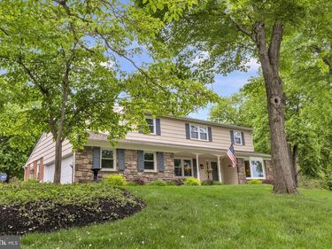1144 DICKINSON DRIVE, YARDLEY, PA 19067
