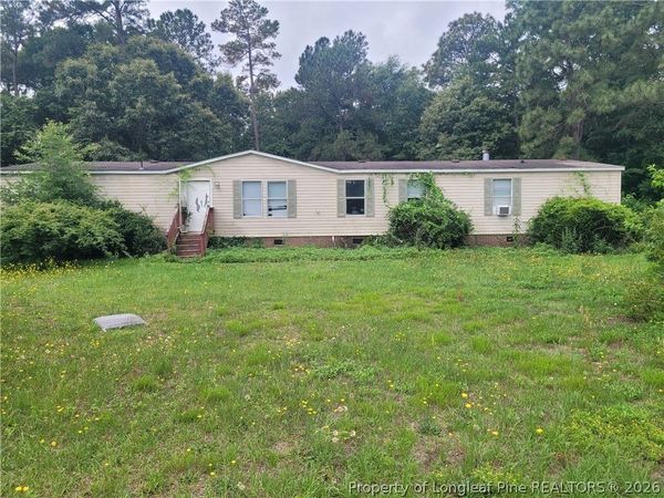 881 Precision Court, Hope Mills, NC 28348
