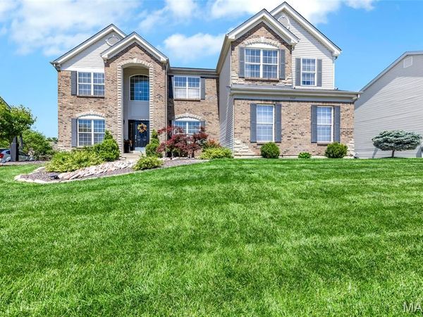 7107 Whisper Creek Drive, Wentzville, MO 63385