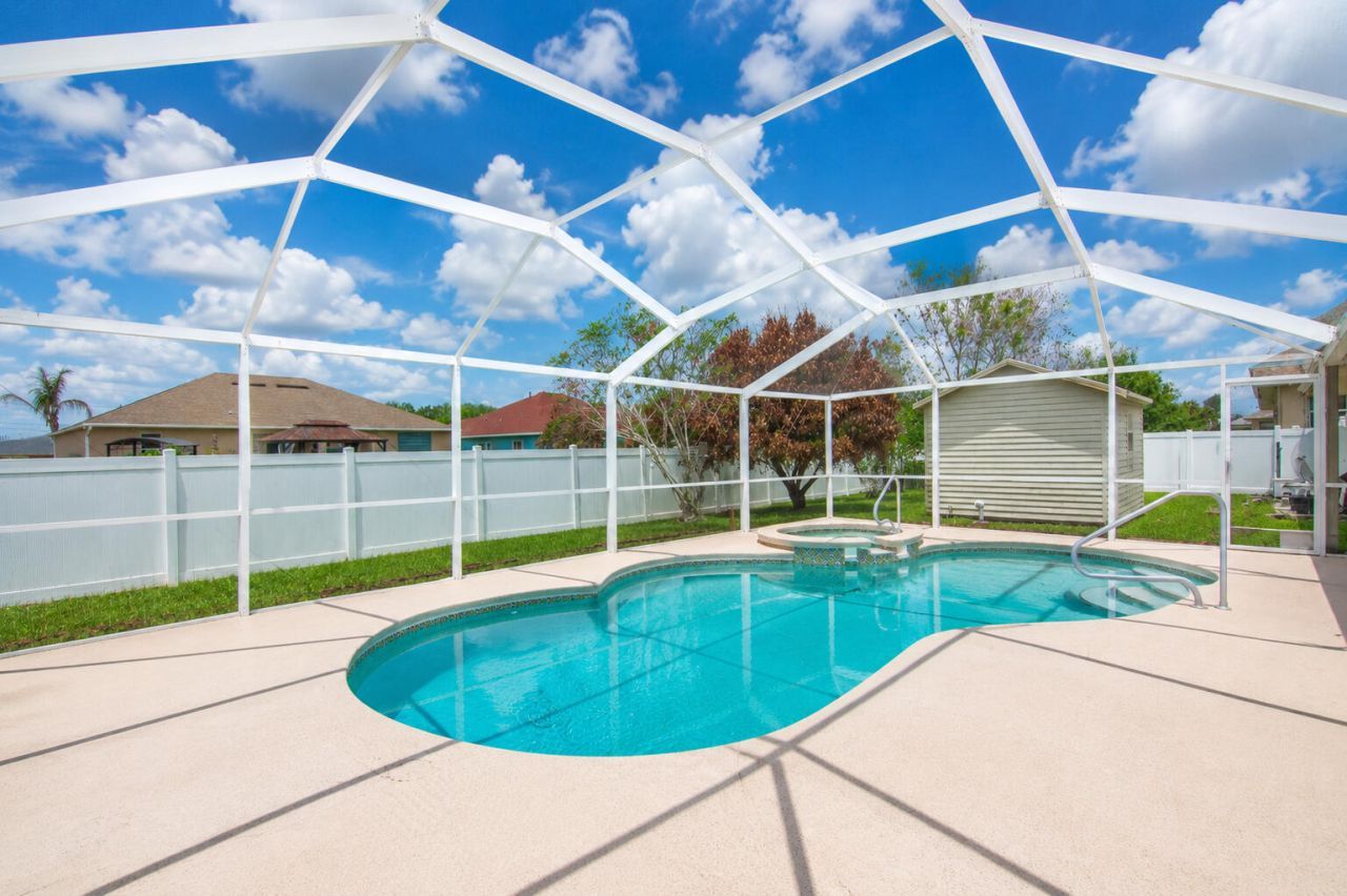 5829 NW Gerald Circle, Port Saint Lucie, FL 34986 Photo