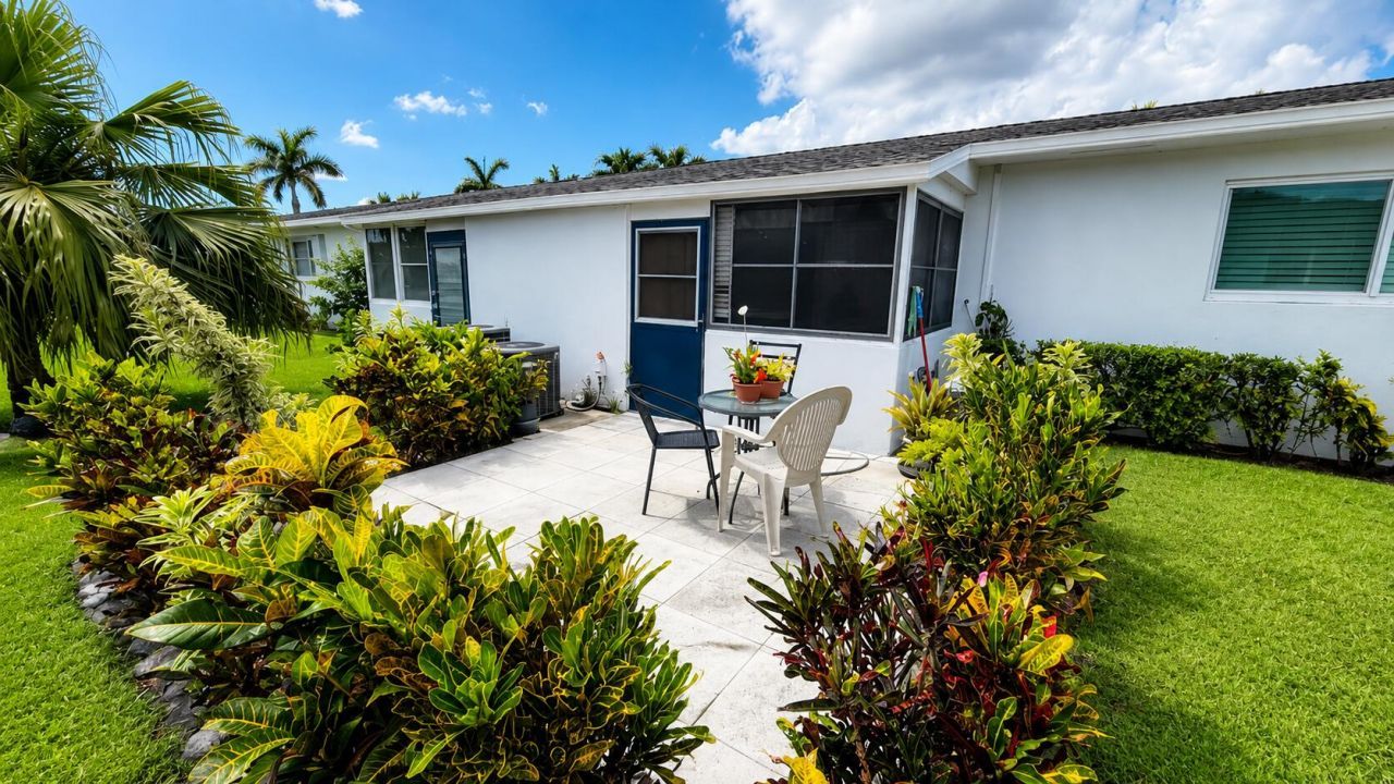2716 E Emory Dr Drive E, Unit D, West Palm Beach, FL 33415 Photo