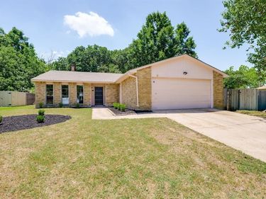 7500 Kingsmill Terrace, Fort Worth, TX 76112
