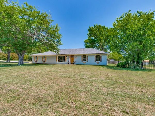 20 Lee Drive, Heath, TX 75032
