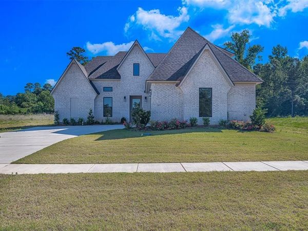 857 Walstonburg , Benton, LA 71006