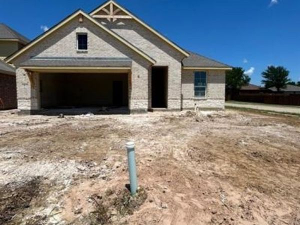 3415 Helena Street, Gainesville, TX 76240