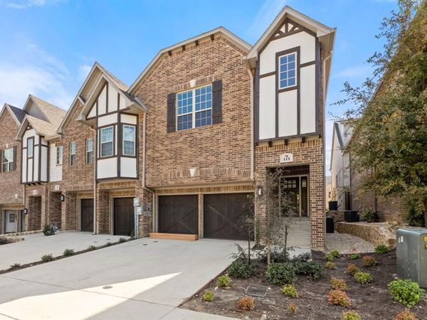 111 Kensington Drive, Lewisville, TX 75067