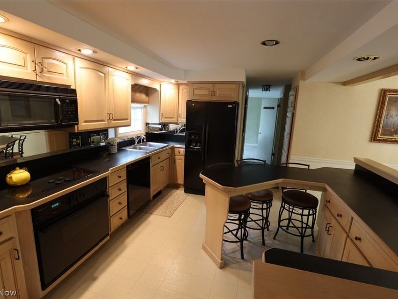 915 Nautical Drive, Vermilion, OH 44089 Photo 14