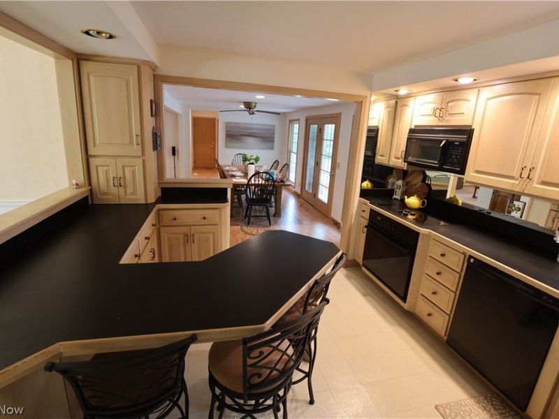 915 Nautical Drive, Vermilion, OH 44089 Photo 16