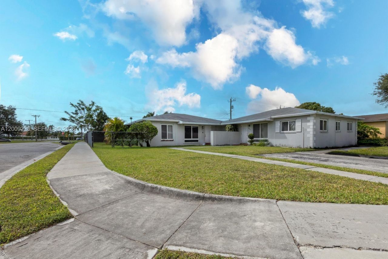 19701 SW 103rd Ct, Unit 19701, Cutler Bay, FL 33157 Photo