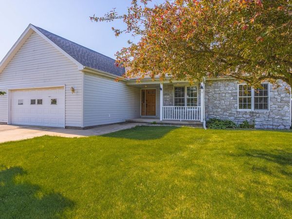 507 Lloyd Drive, Dwight, IL 60420