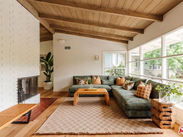 550 Arch Place, Glendale, CA 91206