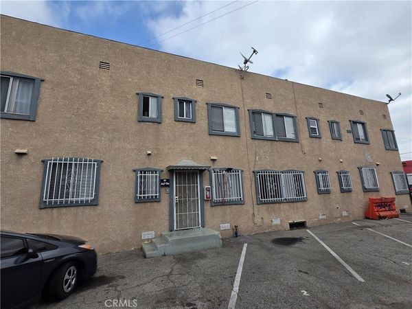 1561 W Pacific Coast, Long Beach, CA 90810