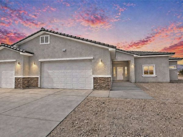 1700 Escuela Avenue , Pahrump, NV 89048