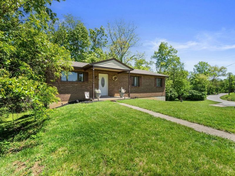 9406 Swigert Road, Loveland, OH 45140 Photo 3
