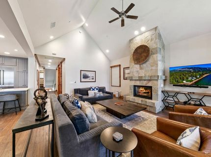3371 Lake Tahoe Boulevard, Unit 6AB, South Lake Tahoe, CA 96150 Photo