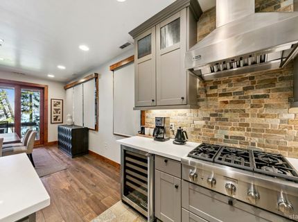 3371 Lake Tahoe Boulevard, Unit 6ABD, South Lake Tahoe, CA 96150 Photo