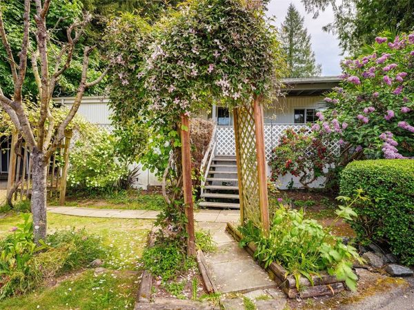 2741 Stautw Rd , Unit 2, Central Saanich, BC V8M 2E9