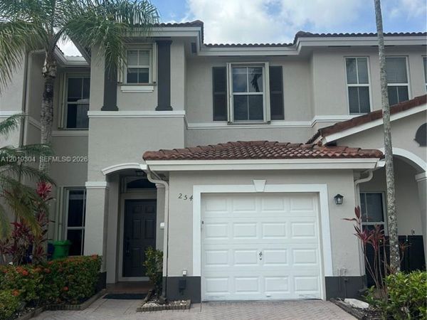 254 Riverwalk Cir , Sunrise, FL 33326