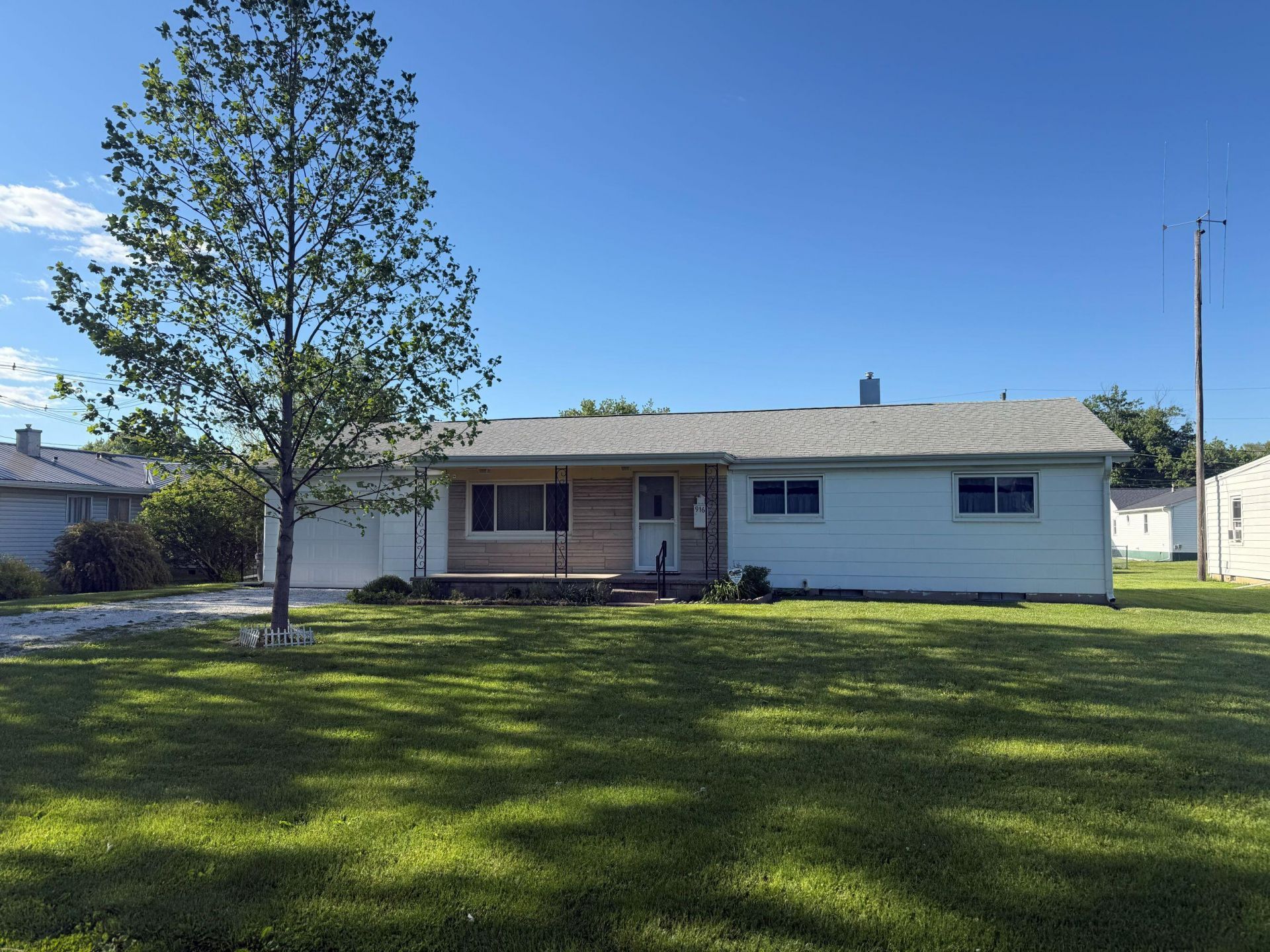 916 W Monnett Street, Rensselaer, IN 47978 Main Photo