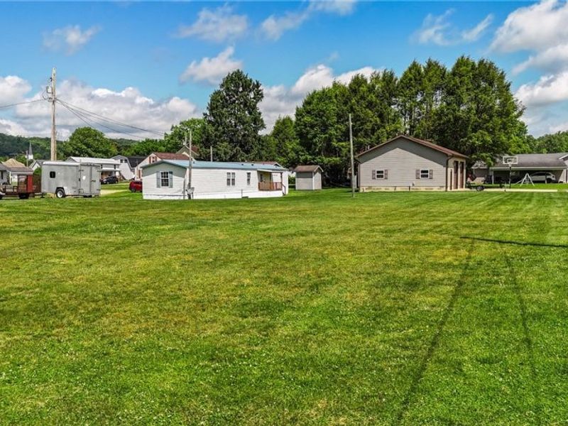 6 Gale Avenue, Newport, OH 45768 Photo 3