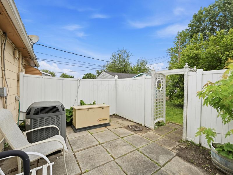 3532 Tremaine Road, Columbus, OH 43232 Photo 25