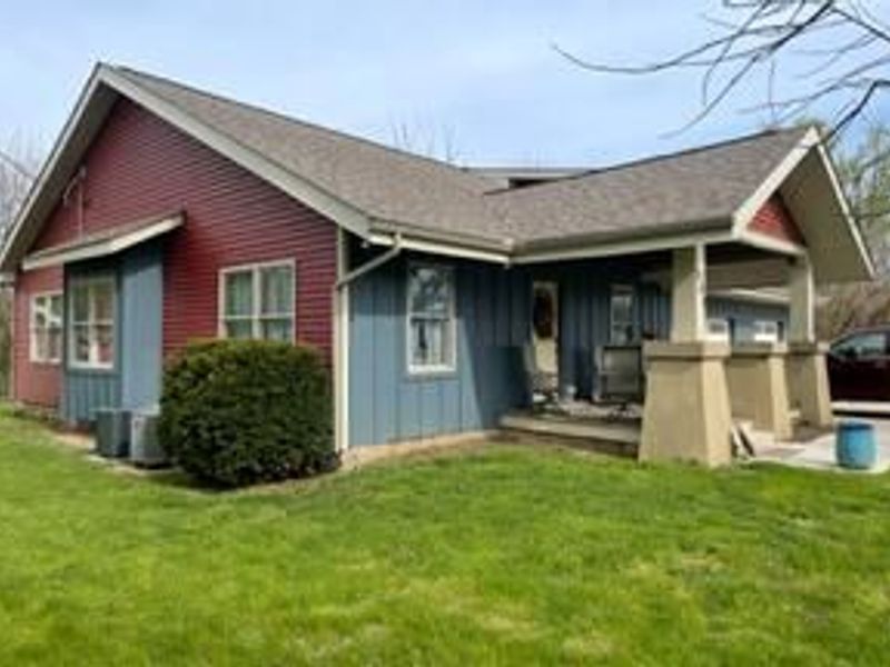 531 N Main Street, Sugar Grove, OH 43155 Photo 2