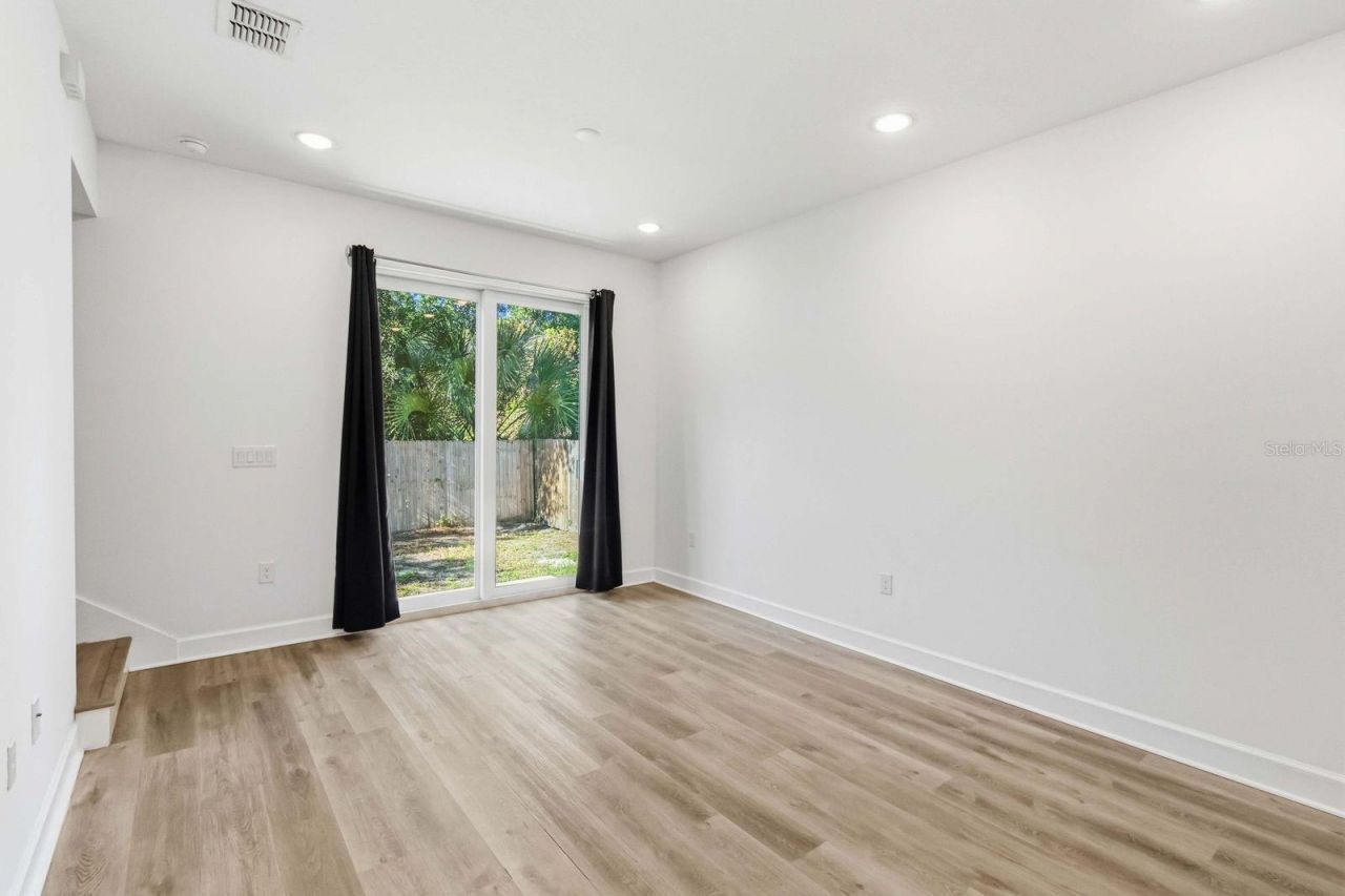 2613 E 23rd Avenue, Unit 1/2, Tampa, FL 33605 Photo