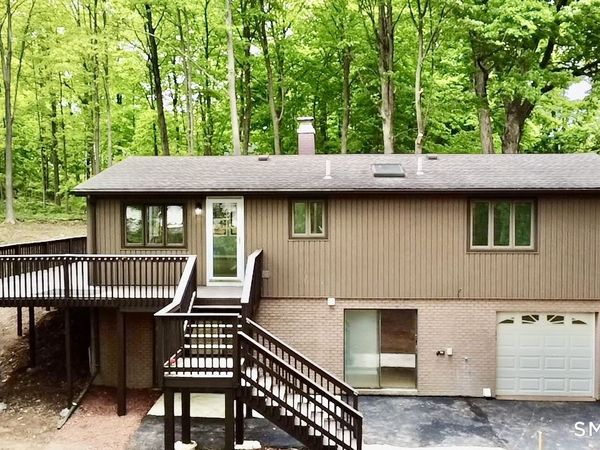 19 Smithfield, Meriden, CT 06451