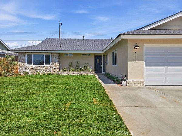 2113 S Forest, Santa Ana, CA 92704