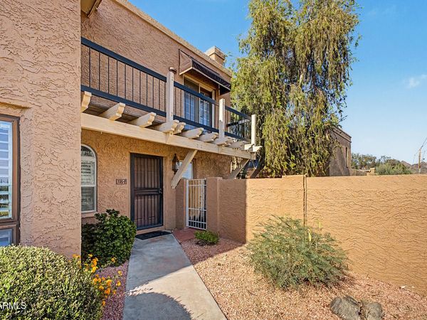 735 E NORTH Lane, Unit 2, Phoenix, AZ 85020