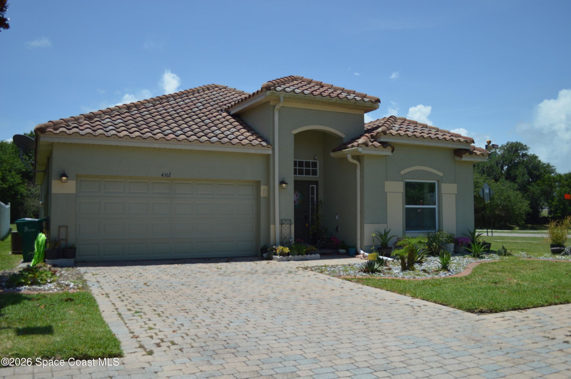 4367 Fitzroy Reef Drive , Mims, FL 32754 Photo