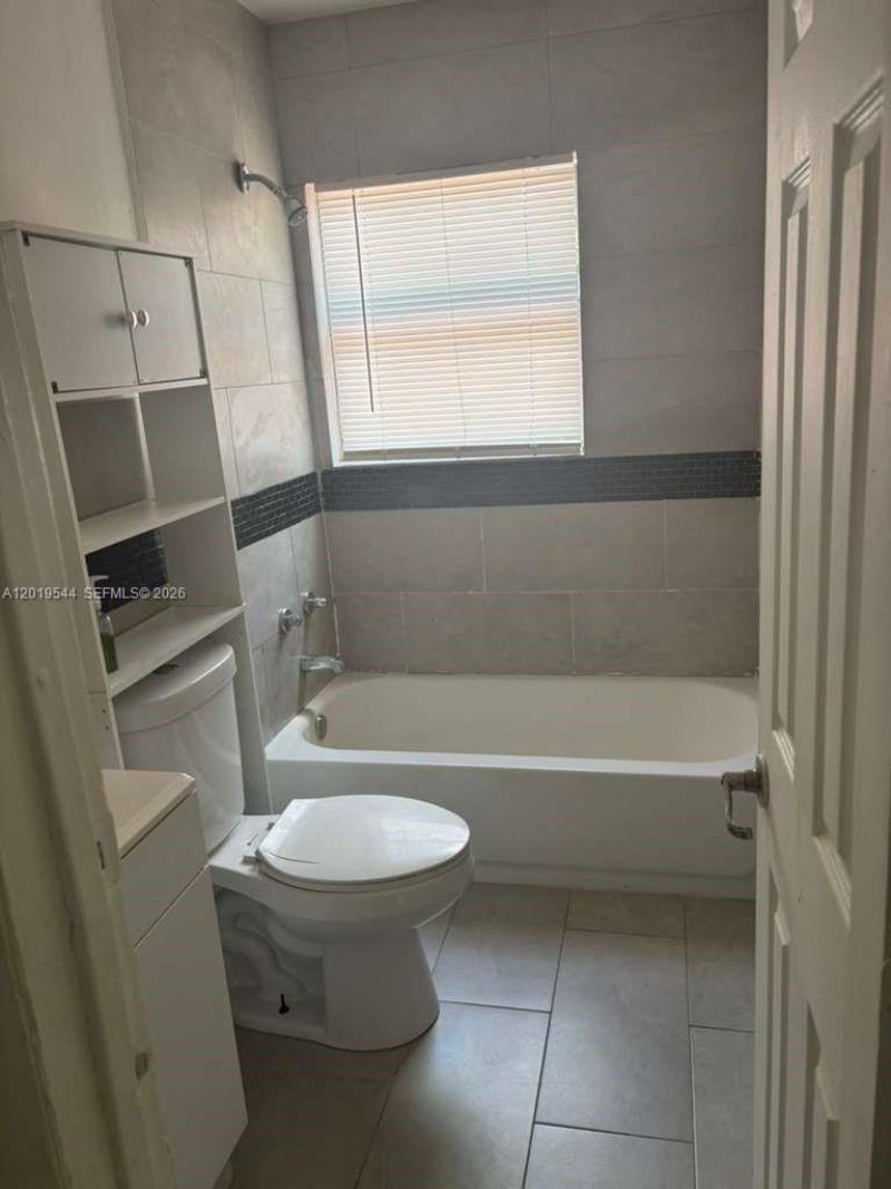 1447 NW 98th St, Miami, FL 33147 Photo