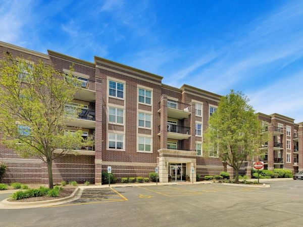50 S Greeley Street , Unit 210, Palatine, IL 60067