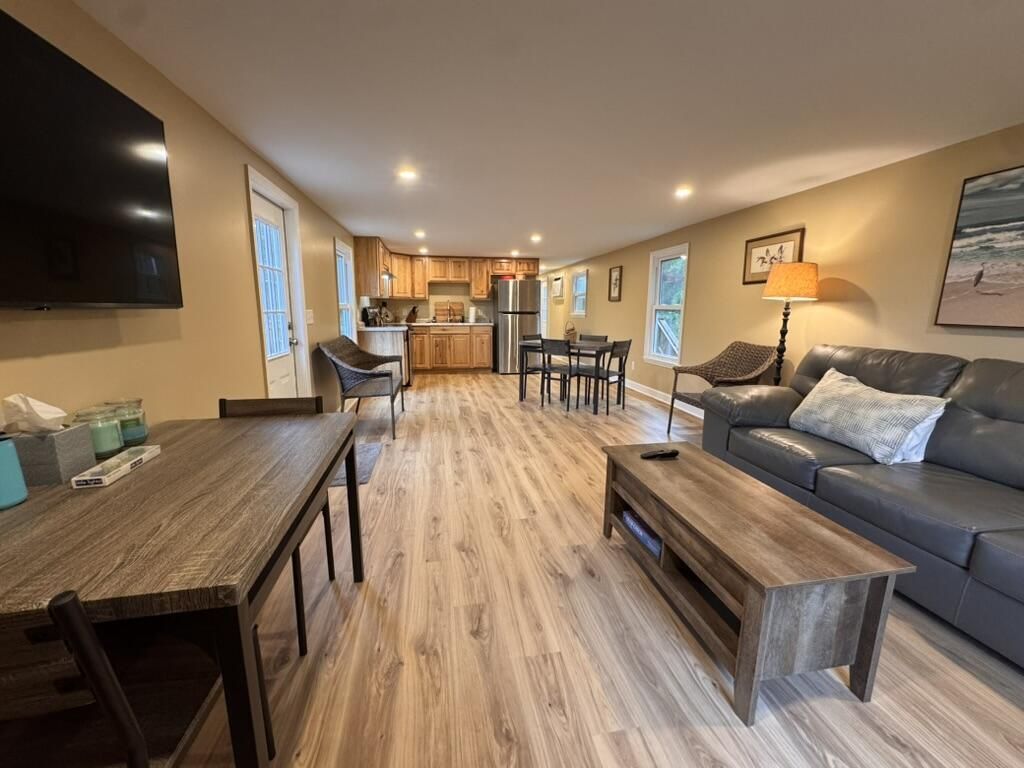 15014 Bennetts Point Road Photo 8