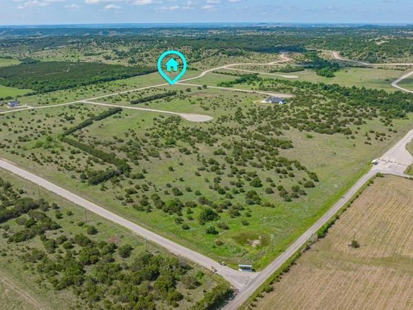 1538 Hidden Valley Road , Glen Rose, TX 76043