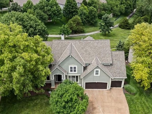 17504 W 84th Street, Lenexa, KS 66219