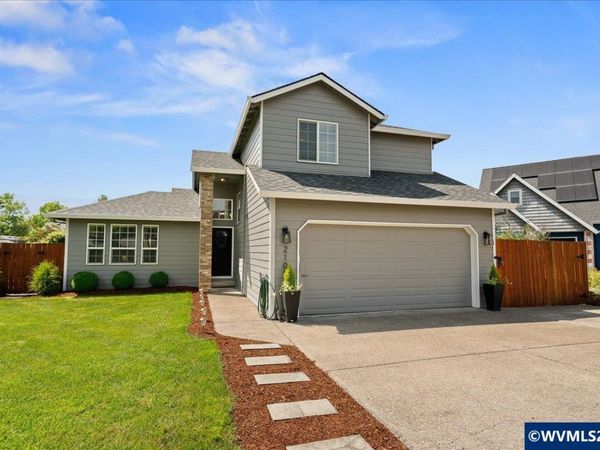 2109 N Valeri Dr, Newberg, OR 97132