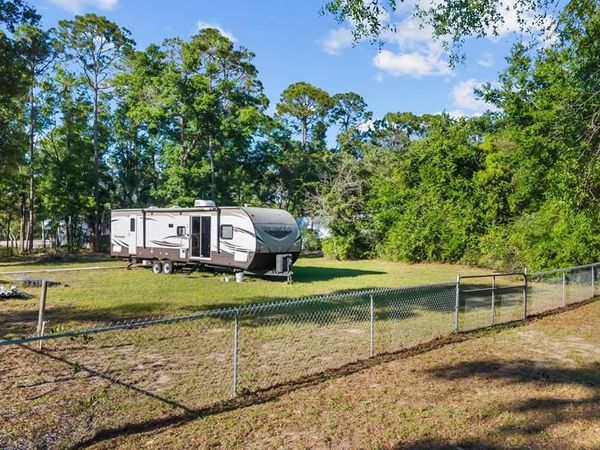 1623 NE Wildwood Dr, Steinhatchee, FL 32359