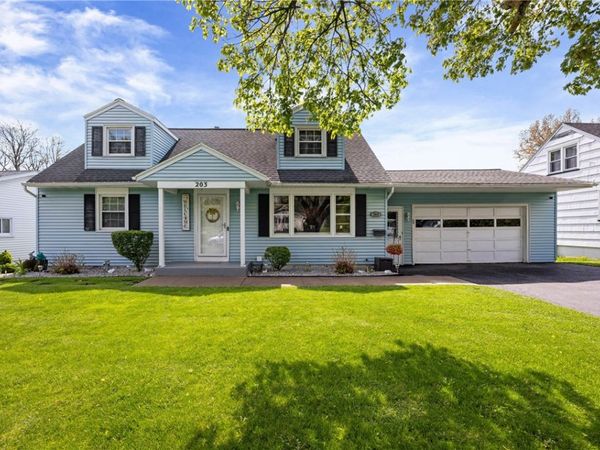 203 Little Creek Drive, Rochester, NY 14616
