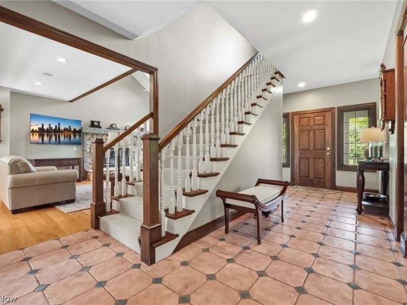 18130 Greatwood Lane, Chagrin Falls, OH 44023 Photo 14