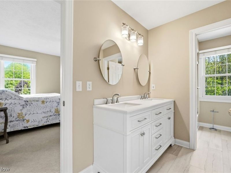 18130 Greatwood Lane, Chagrin Falls, OH 44023 Photo 25