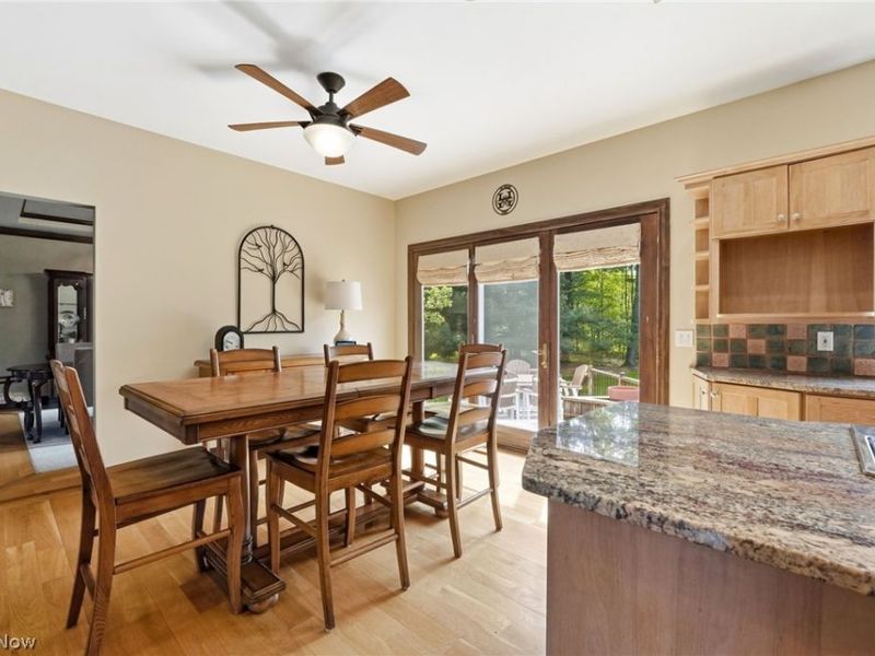 18130 Greatwood Lane, Chagrin Falls, OH 44023 Photo 9