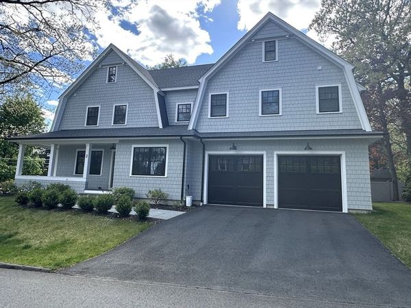 2 Summit Rd, Wellesley, MA 02482